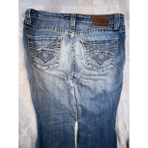 Big Star Maddie Mid Rise Fit‎ Medium Wash Bootcut Jeans Size 32x32